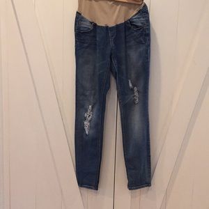 Maternity jeans